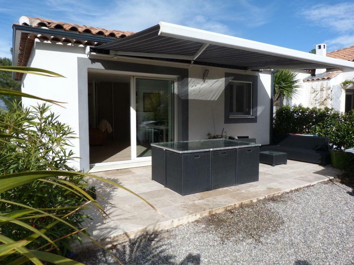 Les Cigales Apartment Alleins Exterior photo
